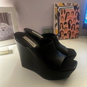 Steve Madden Black Platform Wedges